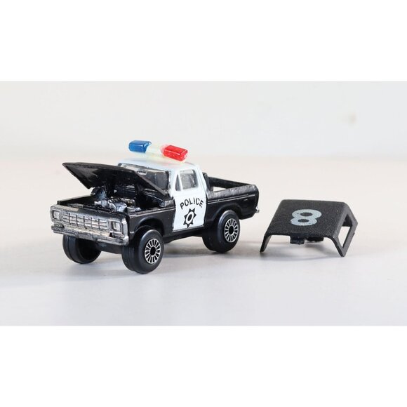 Zylmex Zee Toys Pacesetters P369 Ford Bronco 4x4 Police SUV Black & White 1970 - Picture 5 of 7